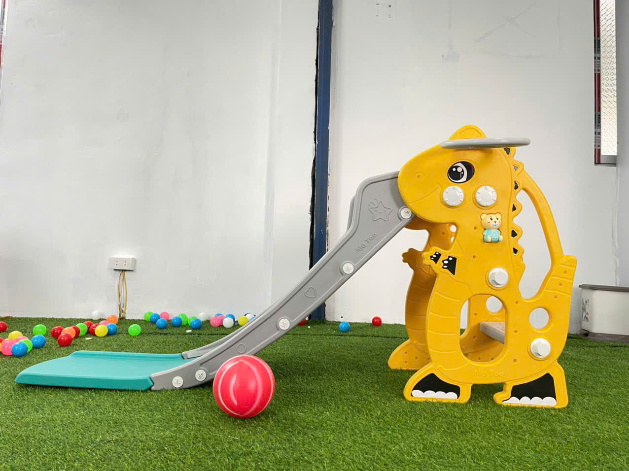 Cầu Trượt Khủng Long Vàng METOO 1m60